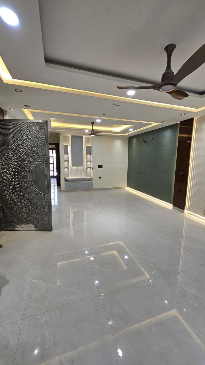 3 BHK, Builder Floor