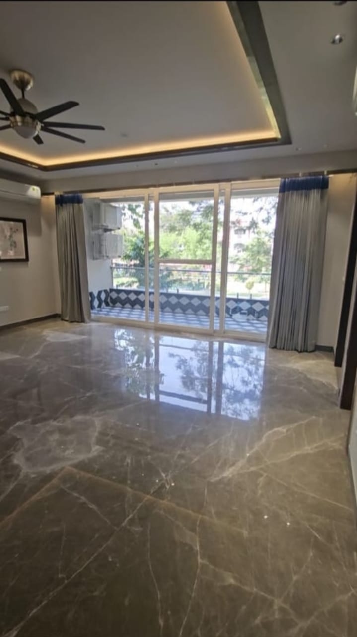 4 BHK, Builder Floor